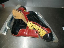 alte Polar Match  Schlittschuhe   inkl  Kufenschoner Grösse 41 rot schwarz #111