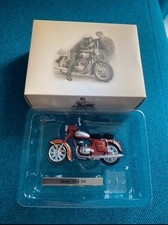 Jawa 354 Motorrad 1:24  Modellmotorrad Neu mit OVP mit Folie 