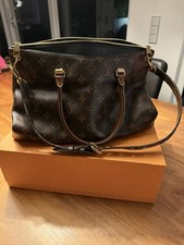 Louis Vuitton Pallas
