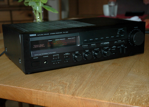 Yamaha 330 natural sound - yamaha,
