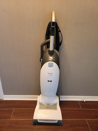 Miele dynamic cat dog - &,