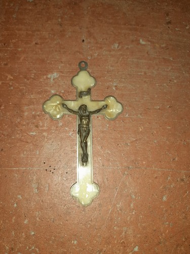 Kreuz metall kruzifix perlmutt - kruzifix,