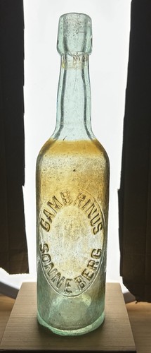 Alte bierflasche brauerei - bierflasche,