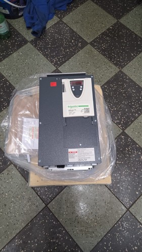 Altivar atv71hd22n4z 22kw - altivar,