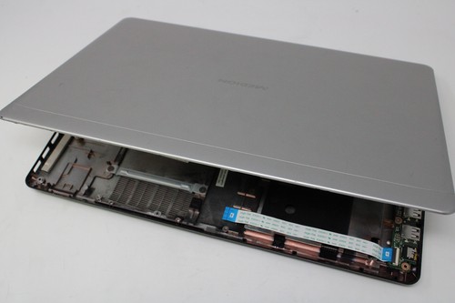 Medion akoya e6424 - medion,