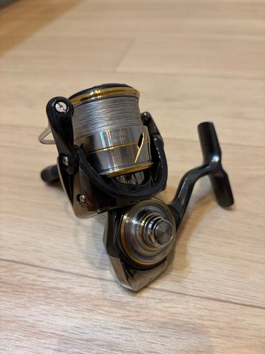 Daiwa luvias 2500 - lt,