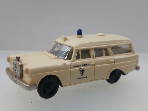 Mercedes 190 universal - 190, d