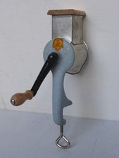 alte Reibe Raspel Küchenreibe