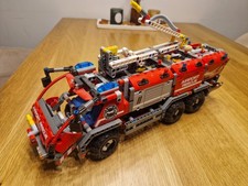 Lego Technic 42068 Airport