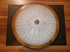 Deckenlampe mit Holzrahmen