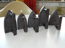 5 antike Bügeleisen Le