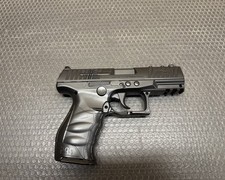 Nintendo Wii Pistole Walther P99 LightGun + Spiel