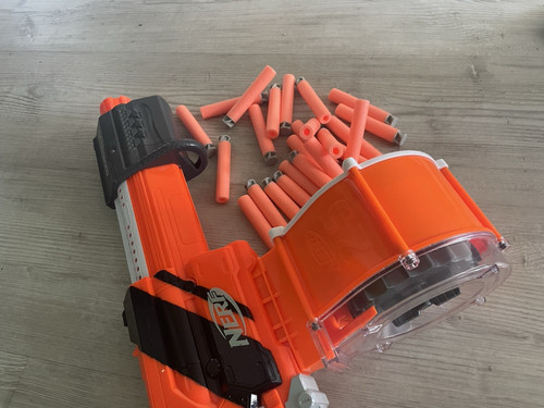 Nerf strike elite - n-strike, accustrike