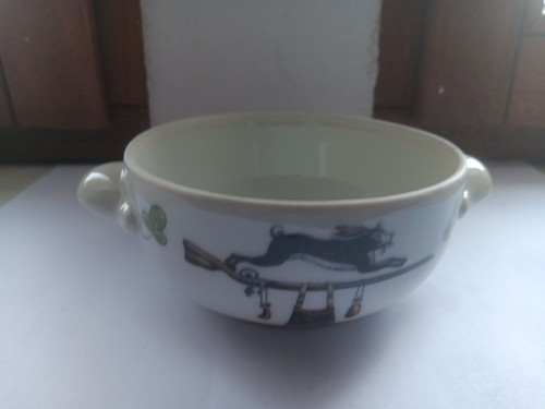 Suppentasse mit henkeln der - henkeln,