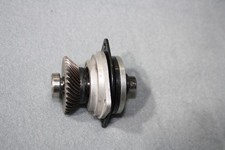 11441 Scheppach Kappzugsäge HM80DB Säge Welle Lagerflansch und Kegelrad