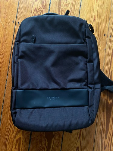 Samsonite red laptop - -14.1",