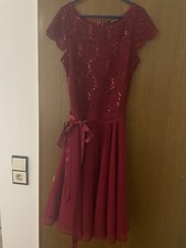 Swing cocktailkleid Abendkleid Von Peek Und Cloppenburg Größer 34 S Farbe Rot