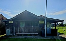 Große Holzhütte Gartenhaus Vereinsheim Holzhaus zur Demontage