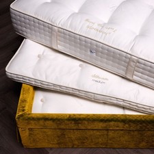 SCHRAMM GRAND CRU BETT; Farbe