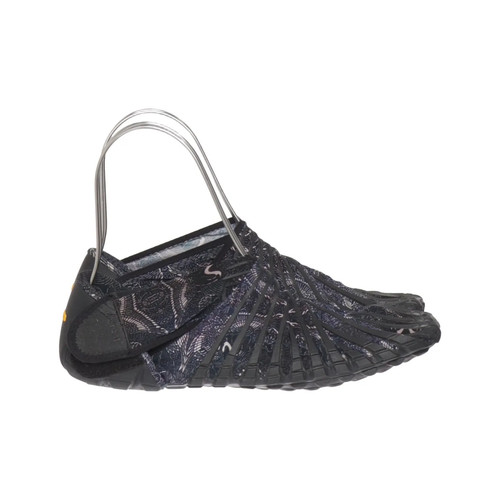 Vibram fivefingers - vibram,