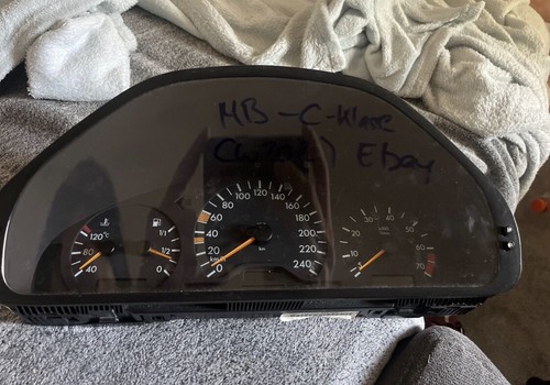 Mercedes benz c180 tacho - benz,