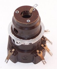 Patronen-Fassung 1705 für Röhre RV12P2000 und andere / komplett / gebraucht