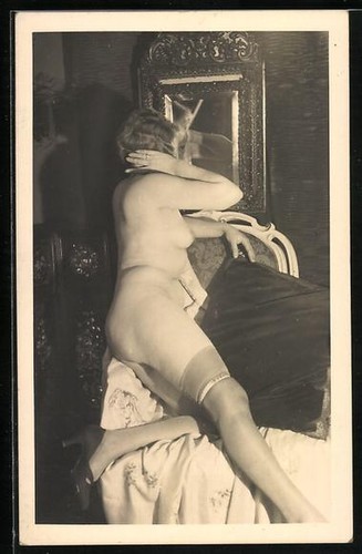 Foto nackte hausfrau - hausfrau, mit