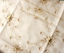 Beige Goldene Organza Weihnachts Tischdecke Mitteldecke ecru ca 85x85