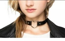 Sexy Damen Schwarz Punk Lederhalsband Herz Gothic BDSM Halskette Bondage Choker