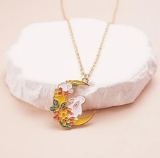 Goldene Halskette Hase Mond 