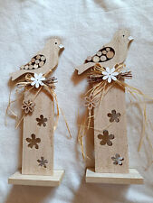 Deko Vogel auf Säule aus Holz