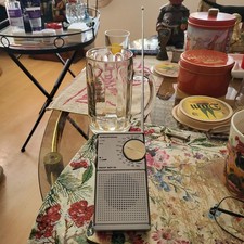 Zu Verkaufen Ein Grundig Yachtboy Radio,