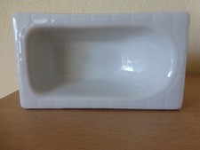 Puppenstube weiße Keramikbadewanne  1:12 Puppenmöbel DDR  TOP-Zustand