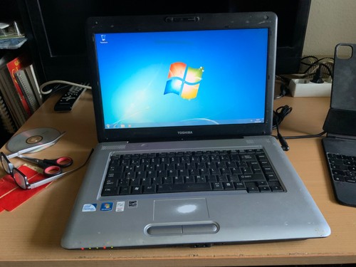 Laptop toshiba satellite - laptop,