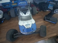 Lrp twister truggy - twister,