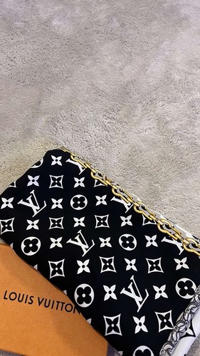 Louis vuitton tuch - louis,
