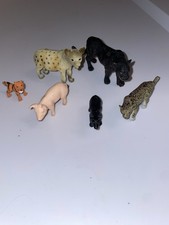 LOT 6 Schleich Animal