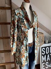 Jacke, Blutsschwester