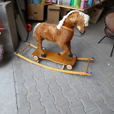 schaukelpferd antik gebraucht von der Fa.Kurz auch als Ziehpferd zu benutzen.