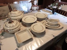 Edel Porzellan Service - Edelstein Maria-Theresia