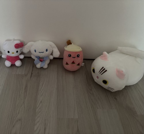 Hello kitty 3 süße - -,