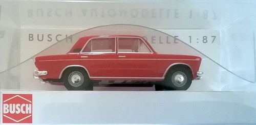 Roter ddr typischer pkw lada - pkw,