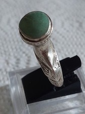 Ring Aussergewöhnlich Grüner Stein Gr.58.älter