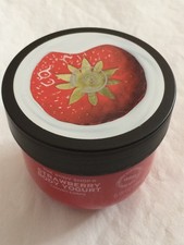 The Body Shop Strawberry Body