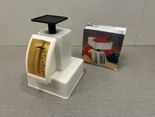 Retro - Küchenwaage - Kunststoff - Bis 500 gramm - Manuell