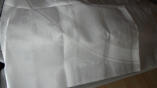 Alte damast tischdecke - damast,