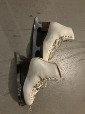 Weiße Schlittschuhe Gr. 37,5