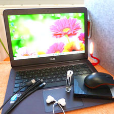 Asus UX305 ZenBook METALL Bang