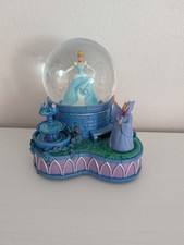 Disney Store Schneekugel
