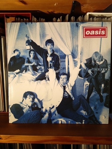 Oasis cigarrettes and alcohol - oasis,